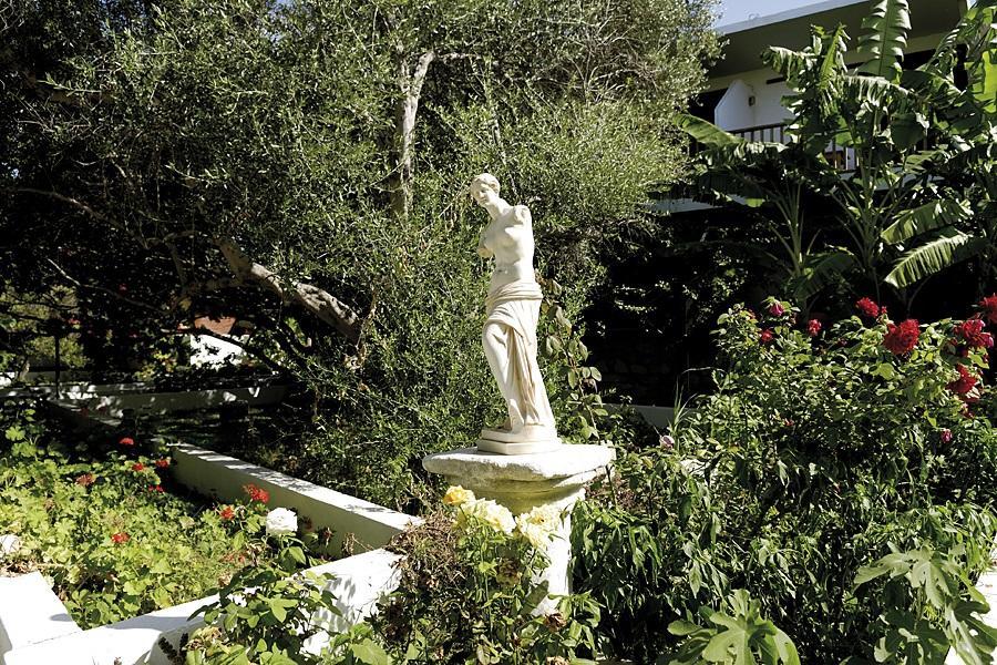 شقة آداماس  في Milos Garden المظهر الخارجي الصورة